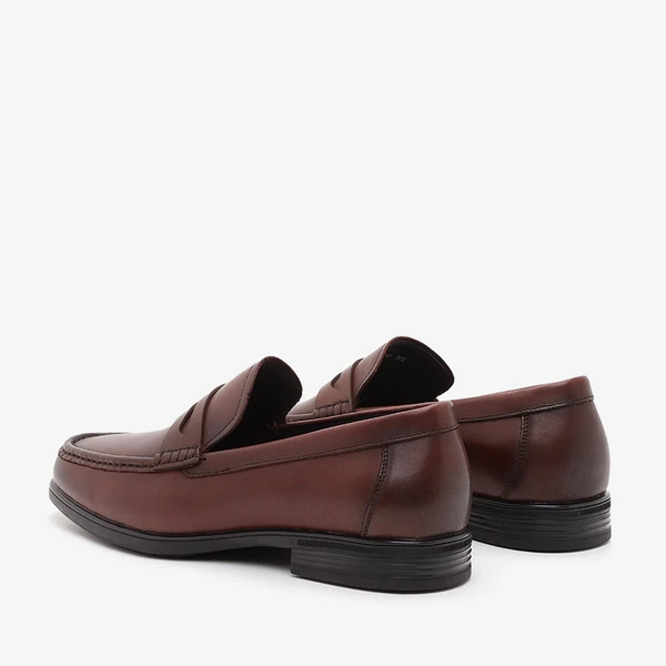 נעלי מוקסין חום לגברים