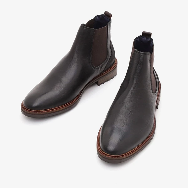 מגפיים לגברים שחור