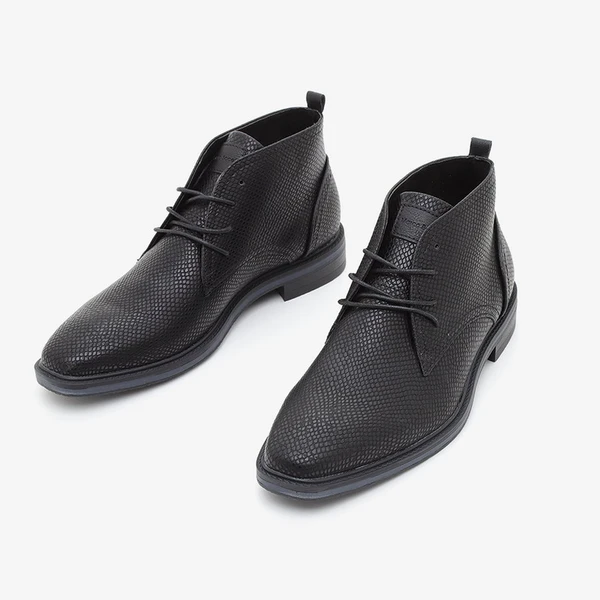 מגפיים טבעוניות